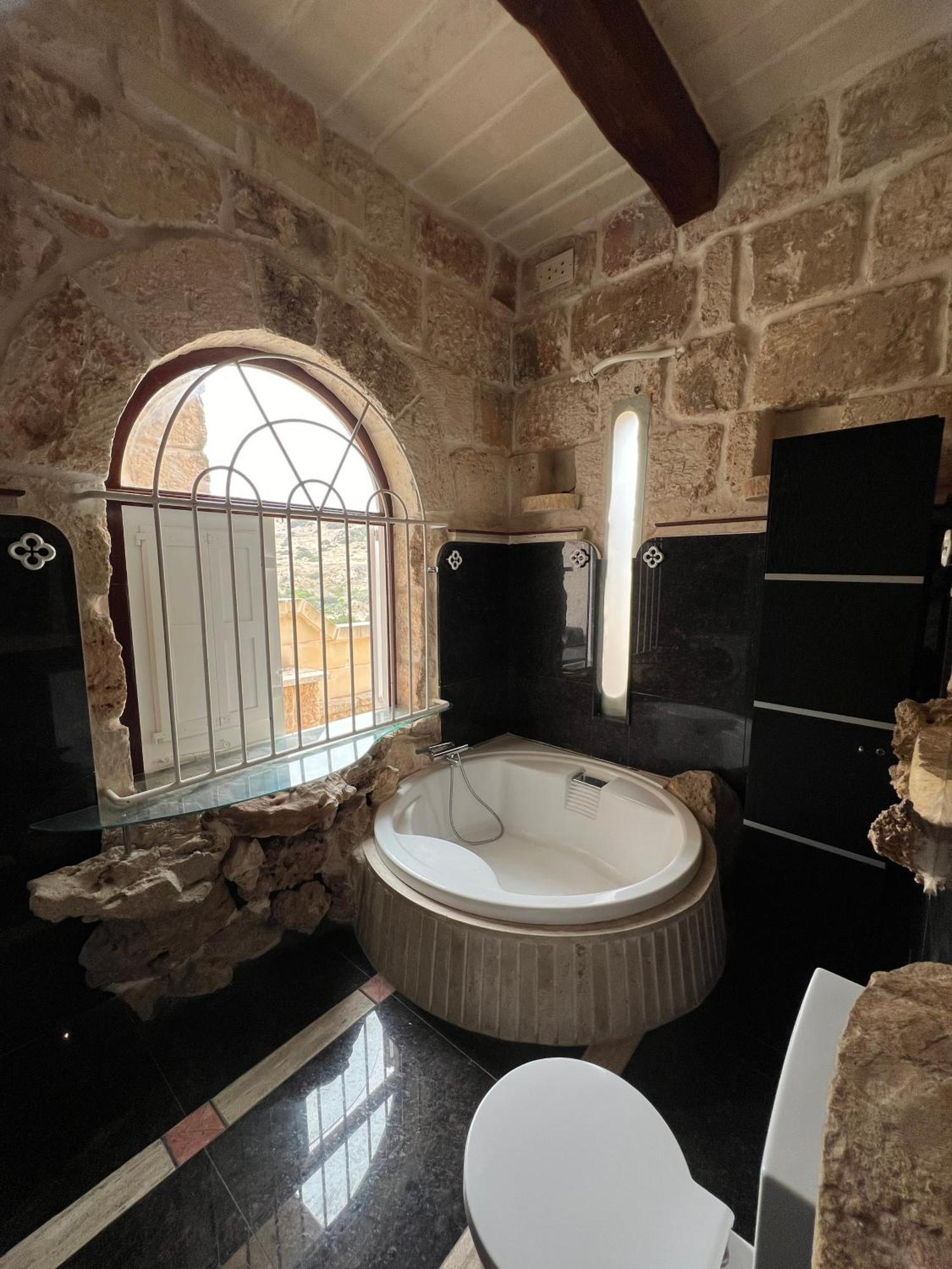 Traditional Maltese Home By Ma Properties St. Paul's Bay Exteriér fotografie