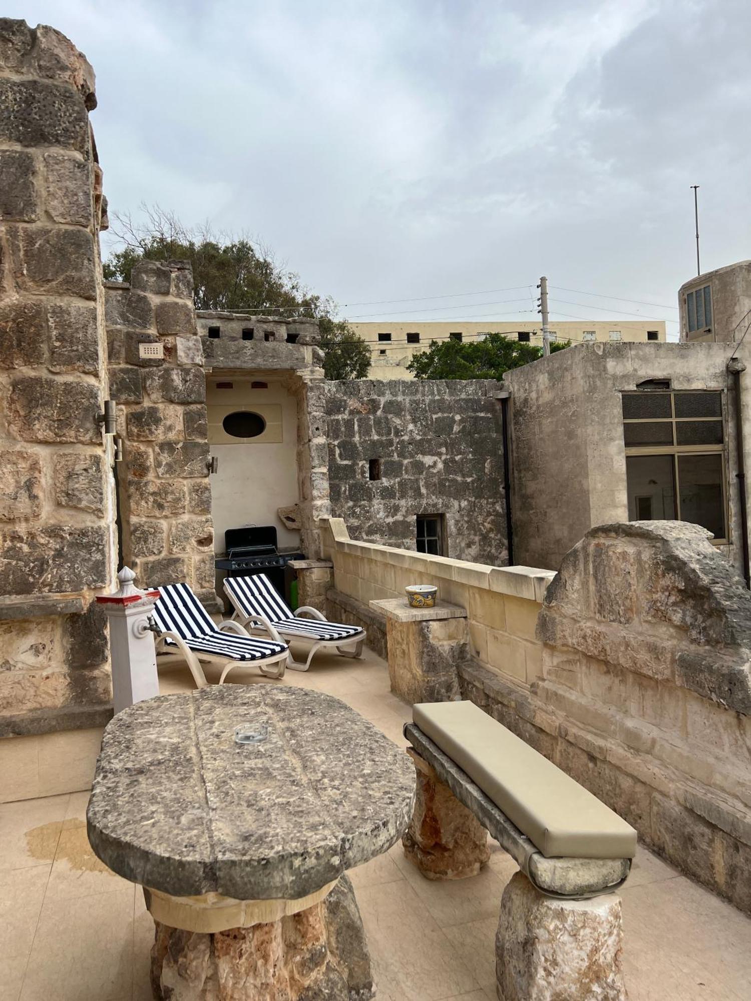 Traditional Maltese Home By Ma Properties St. Paul's Bay Exteriér fotografie